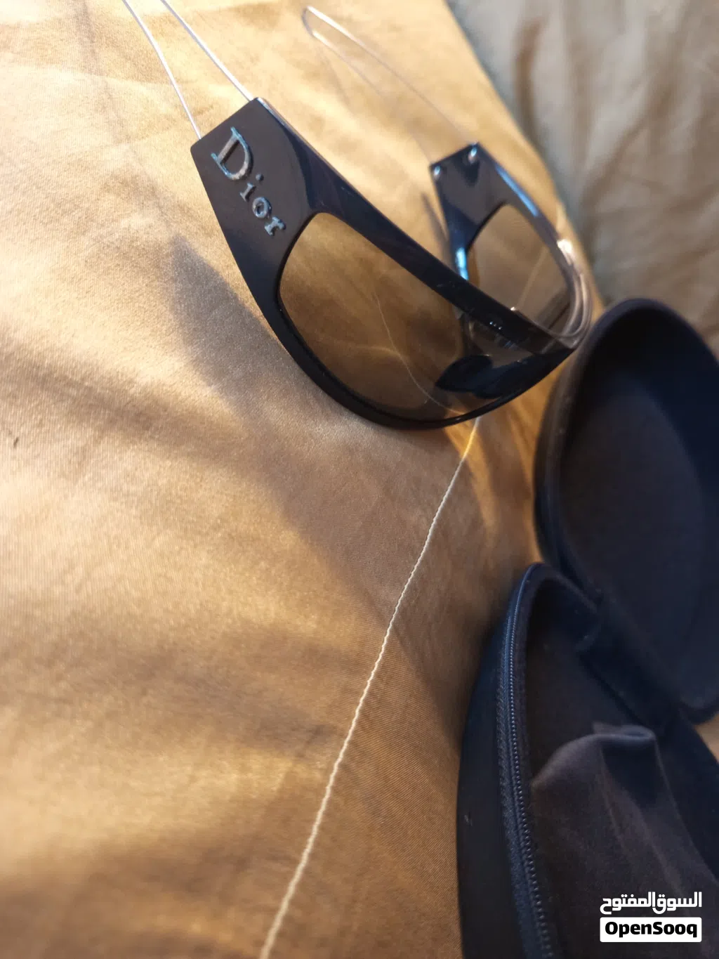 نظارة Dior لون اسود