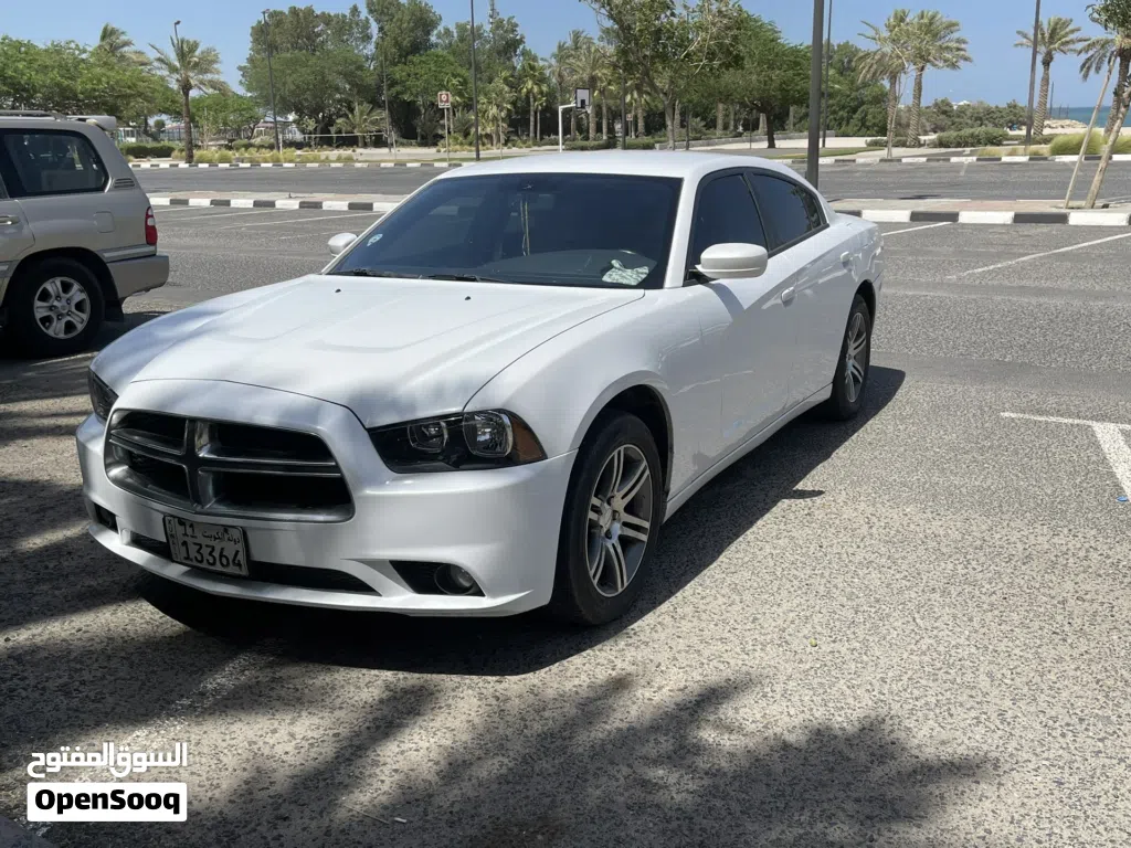 دودج تشارجر SXT