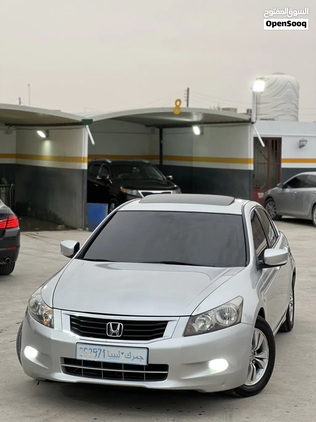 هوندا اكورد DX