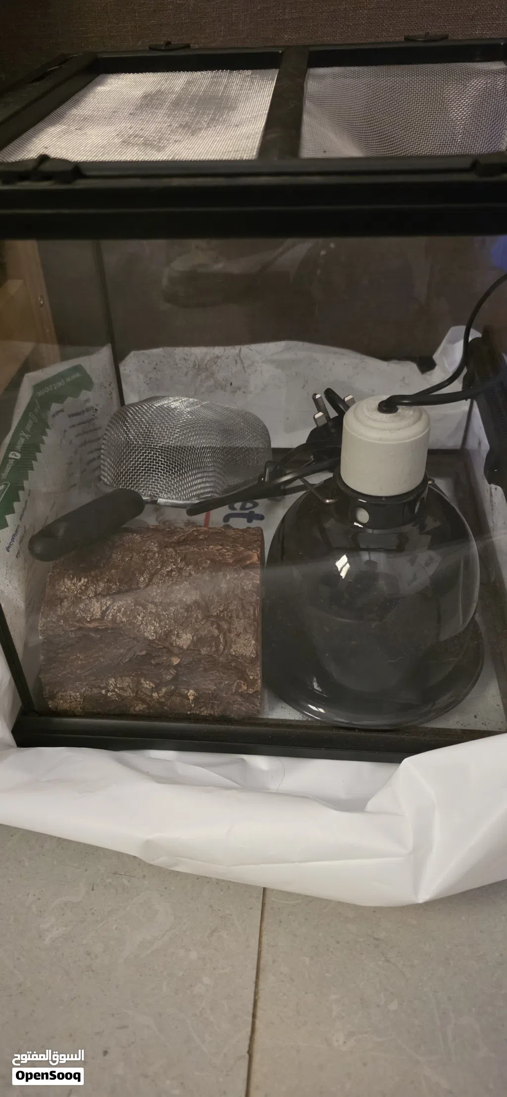 Reptile Supplies أساسيات الزواحف