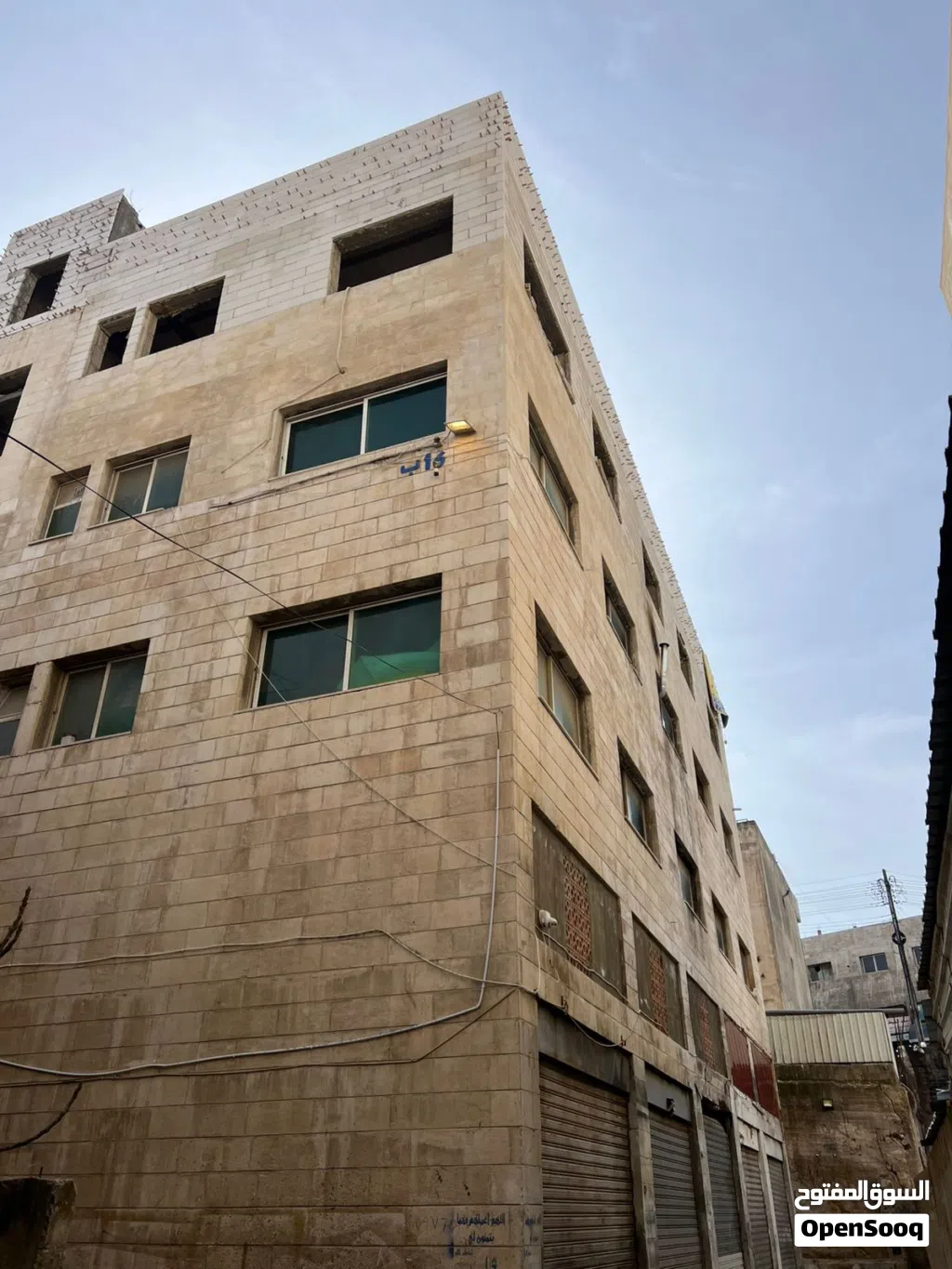 مخازن و طوابق مشاغل للايجار القوسمة نزول المدارس