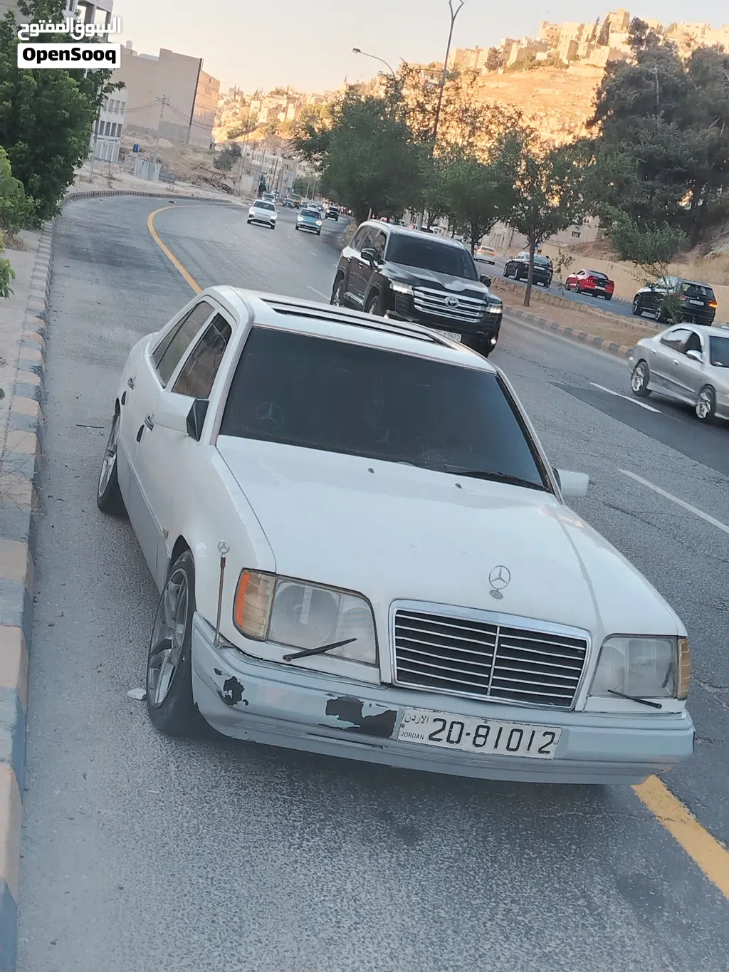 مرسيدس بنز الفئة-E E 200