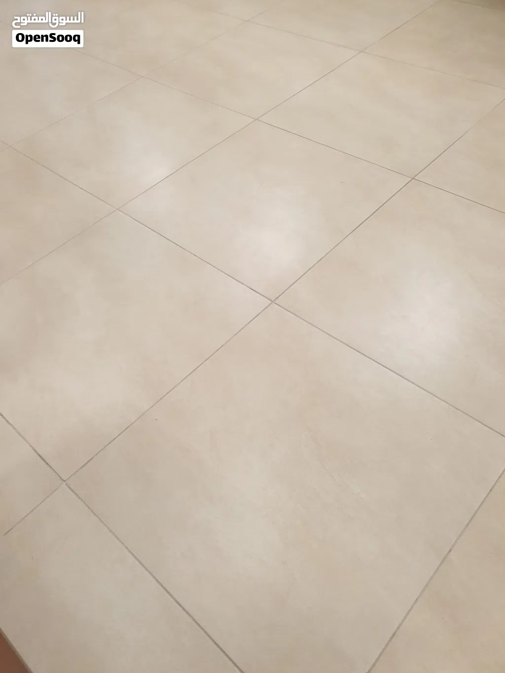 مطلوب 2 شخص للمشاركة في ستوديو كبير مساحته 4 × 7 متر جديد ونظيف العنوان العباسية قطعة 5 شارع 51
