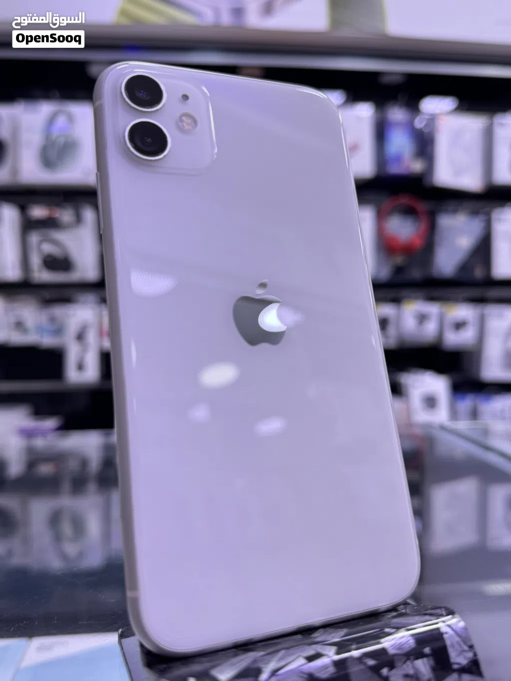 iPhone 11 (128) GB - ايفون 11 مستعمل بحالة ممتازة مش مفتوح او مصلح او مبدل اي قطع نهائي مكفول 30 يوم