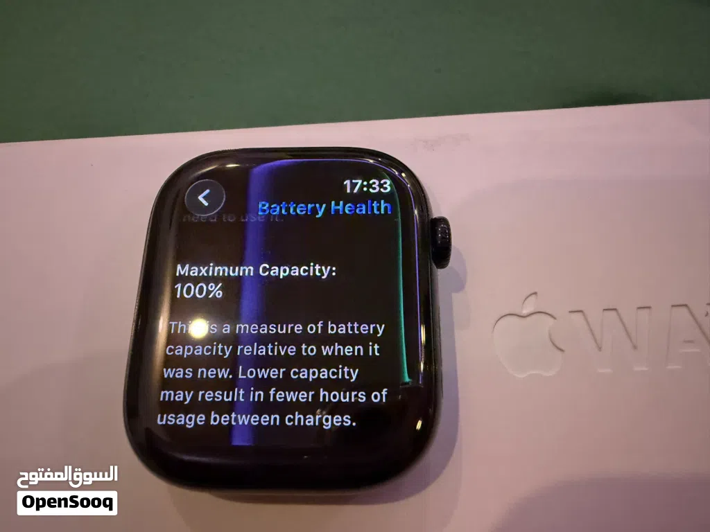Apple watch 11 46mm GPS and cellular بحالة الجديد لون اسود مميز