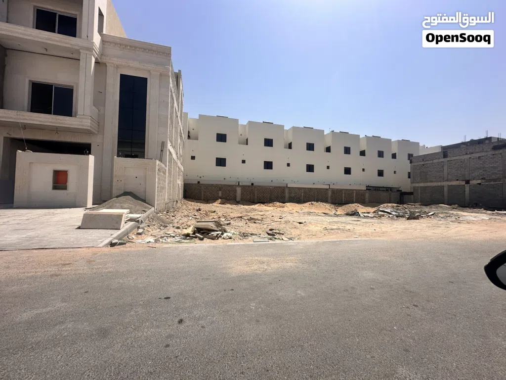 ارض شاملة الرسوم فرصة استثمار وسكن مميزة في الباهية – عجمان