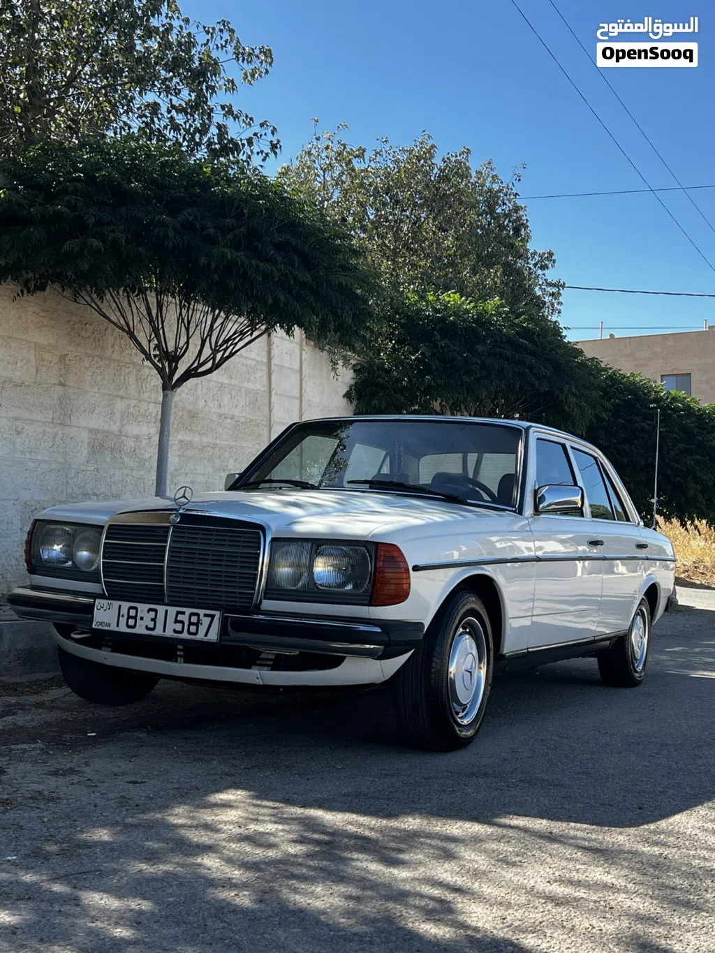 Mercedes Benz E-Class E 200