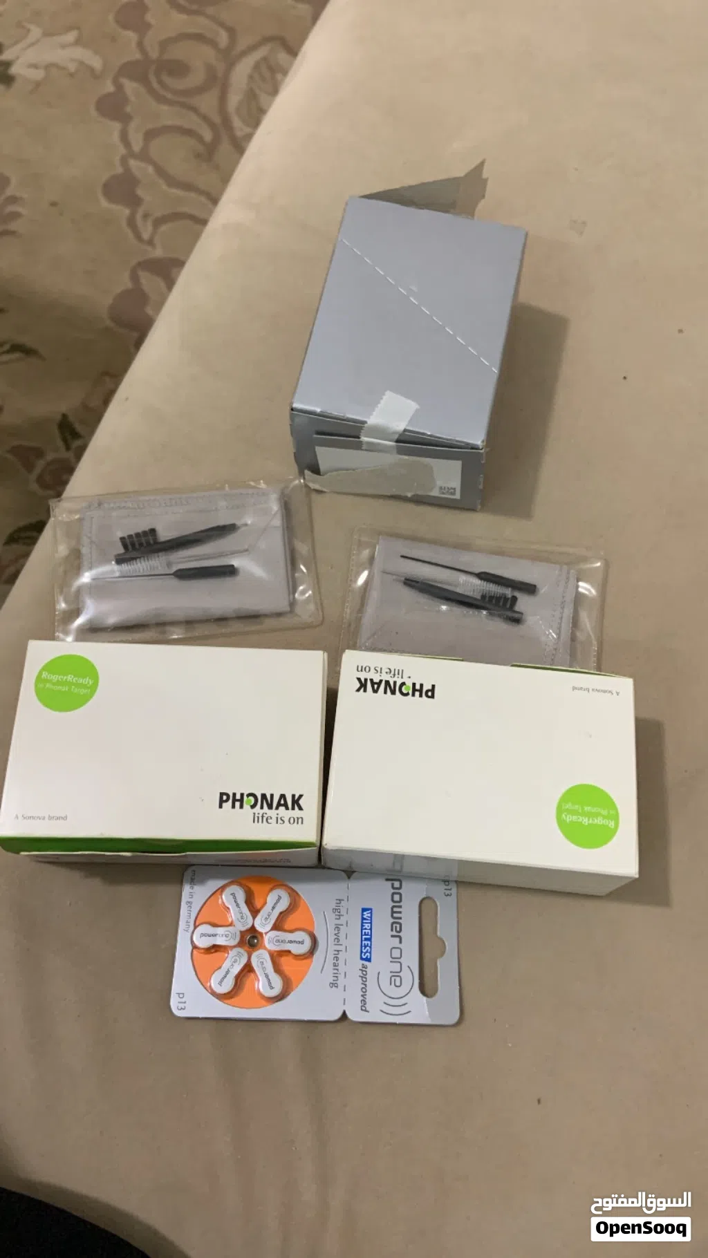 سماعات طبية من شركة PHONAK