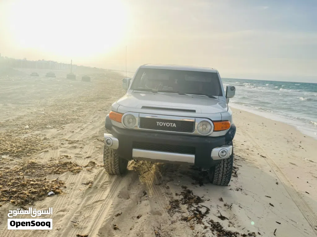 تويوتا FJ GXR