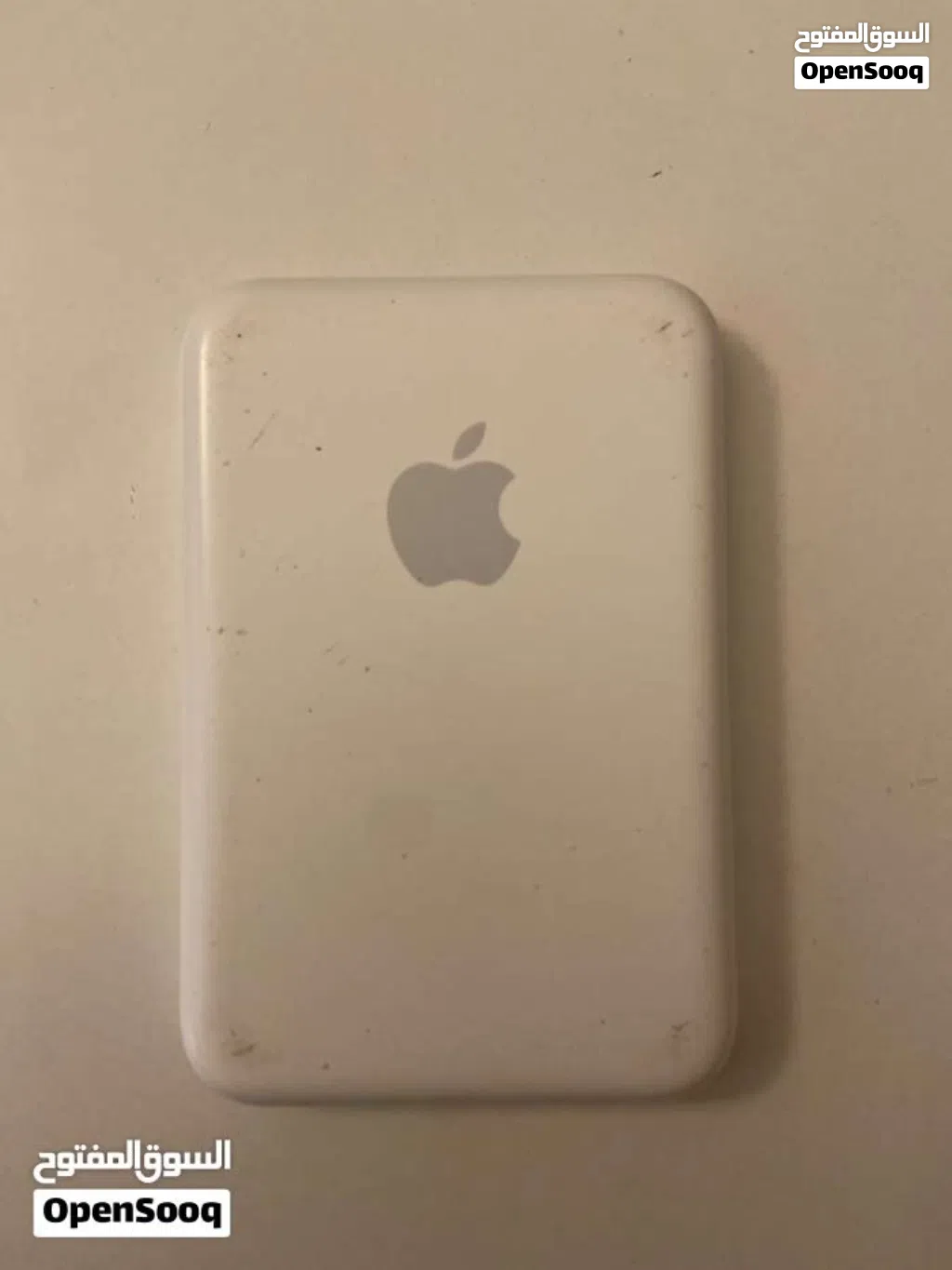شاحن iphone الأصلي لاسلكي