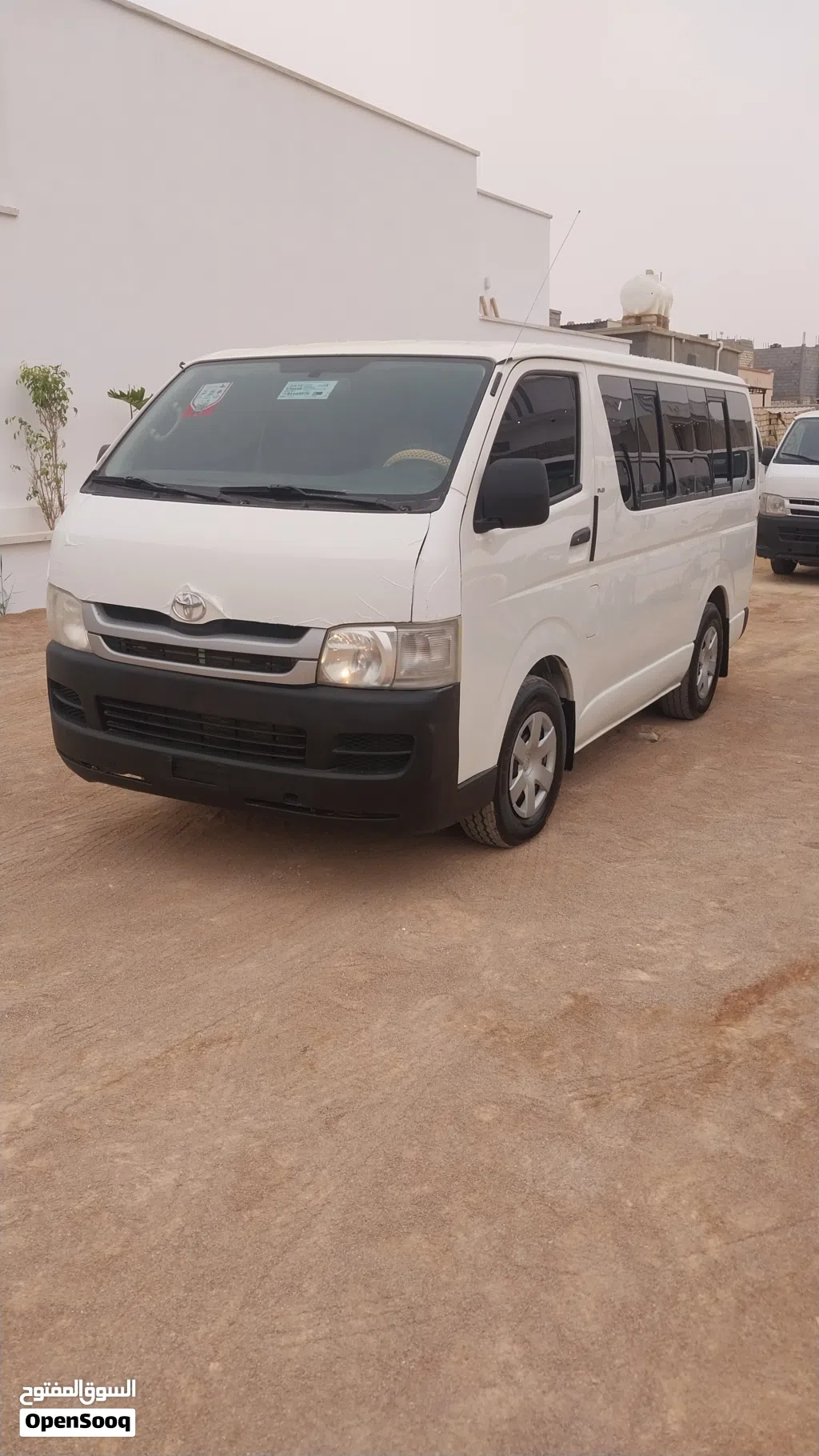 Toyota Hiace Cargo