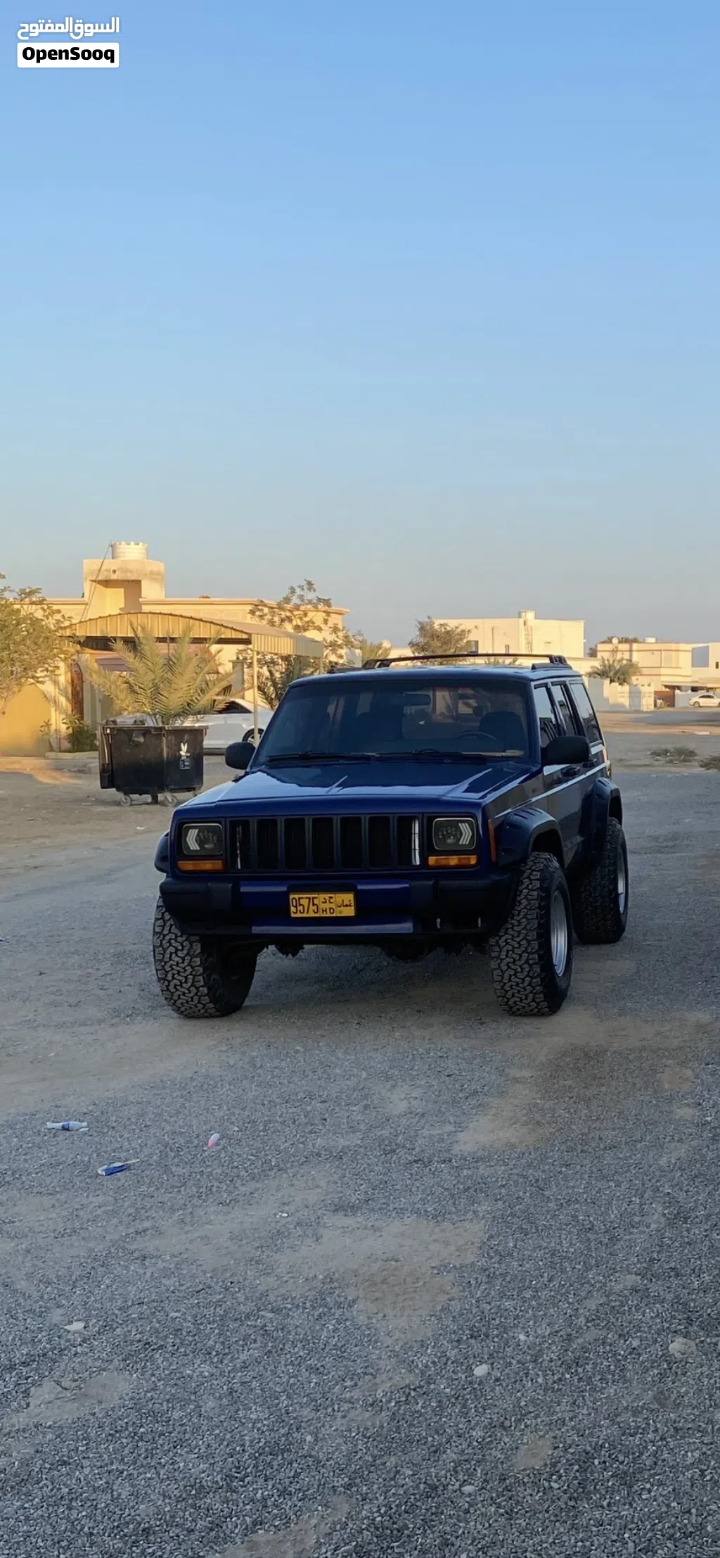 جيب شيروكى Standard