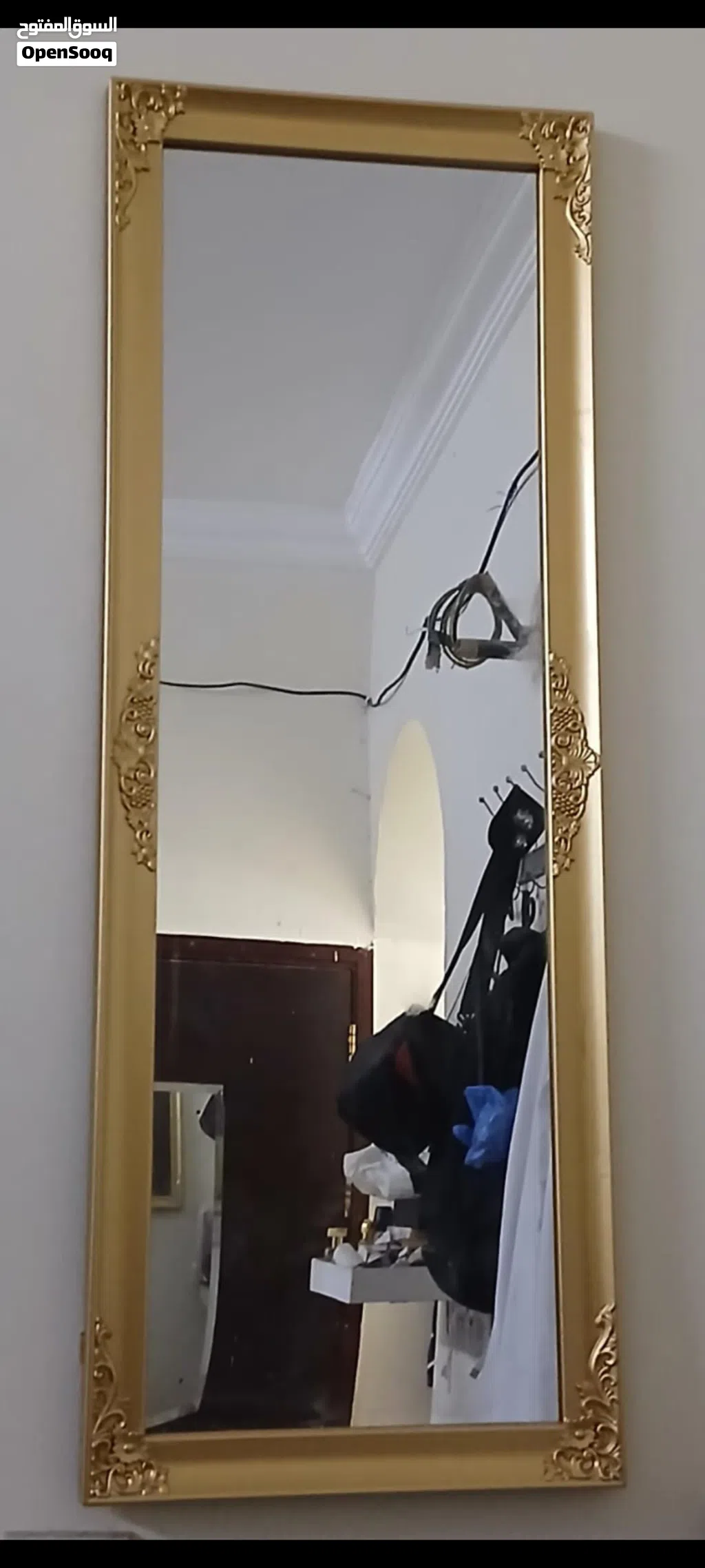 mirror glass with beautiful.frame