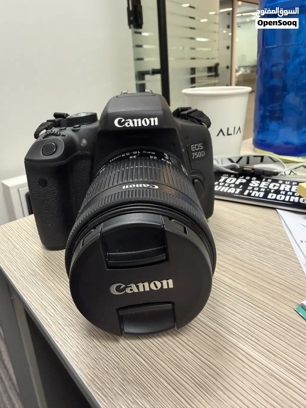 كاميرا احترافية Canon EOS 750D للبيع