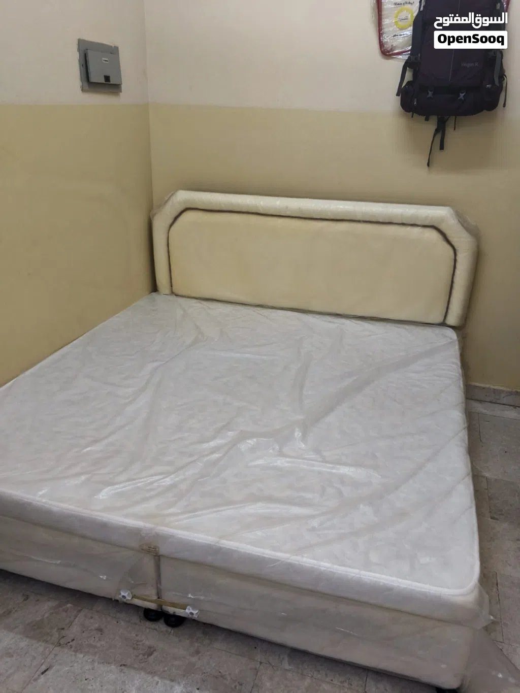 DOUBLE BED WITH METRESS ALMOST NEW. Plastic cover is also there without any defects.