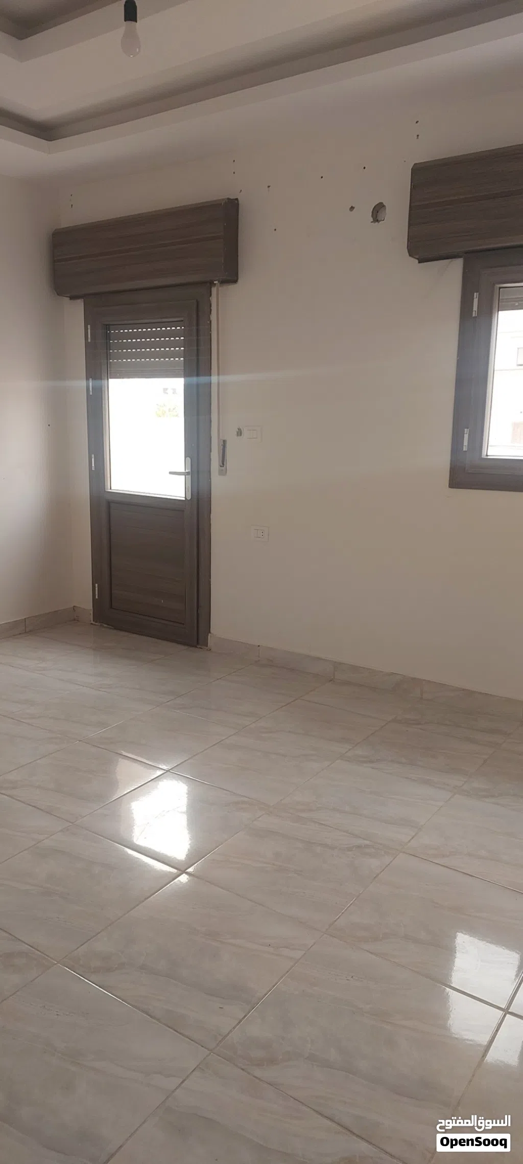 دور من فيلا حديث الحشان سوق الجمعه قرب مسجد انس بن مالك بين الحشان وزناته