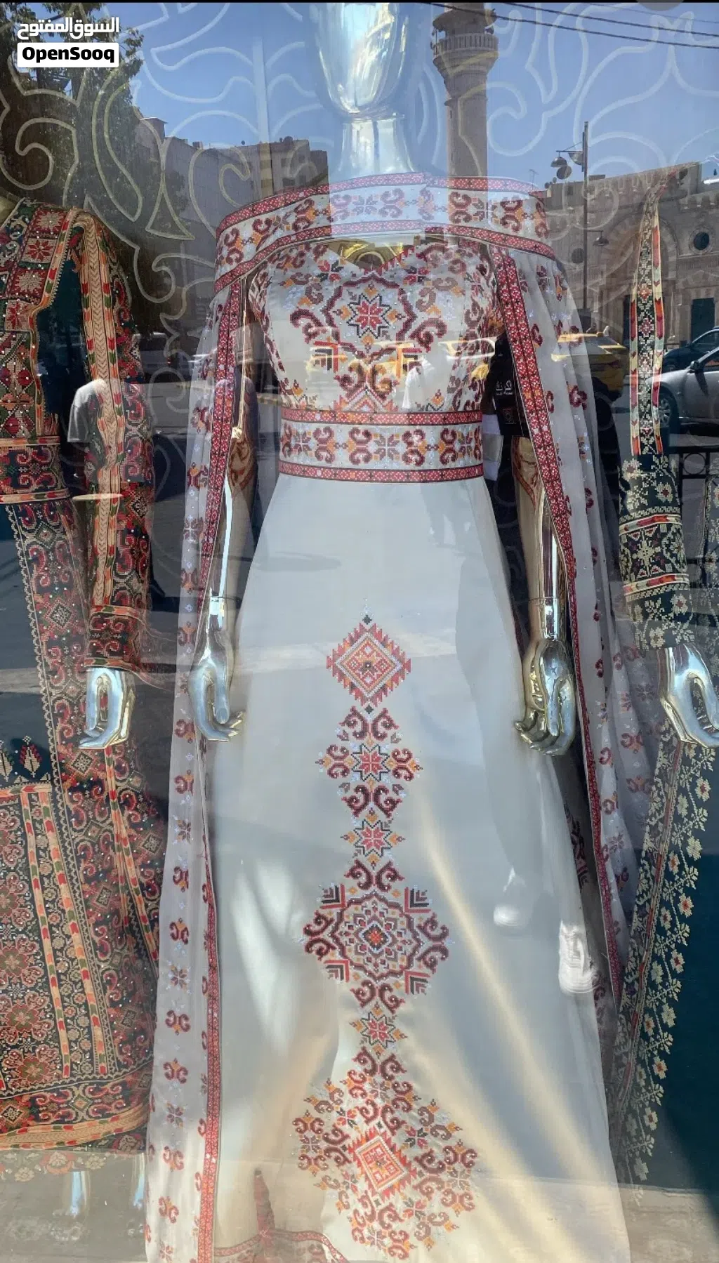 فستان عروس حنة