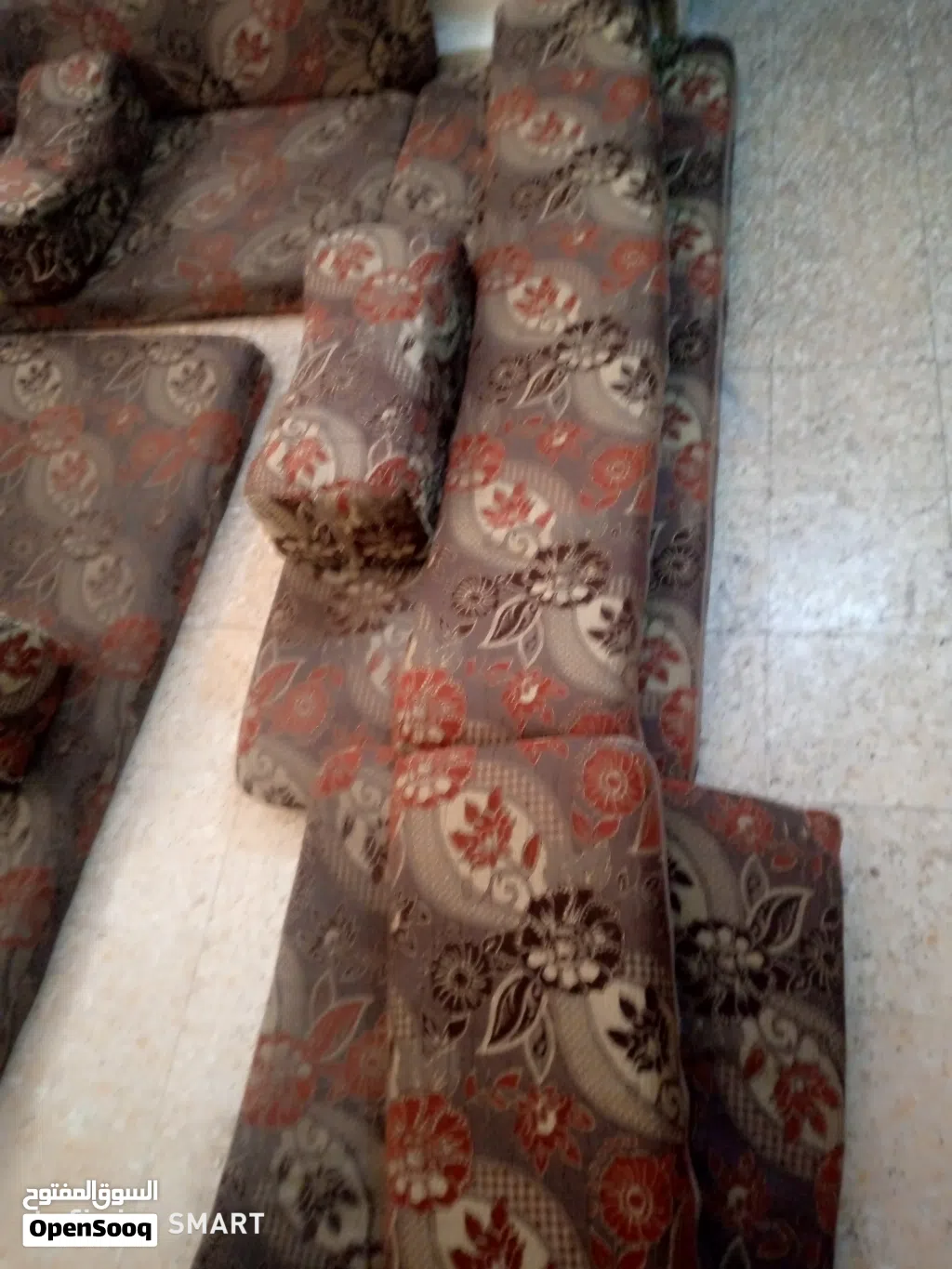 قعدة عربيه