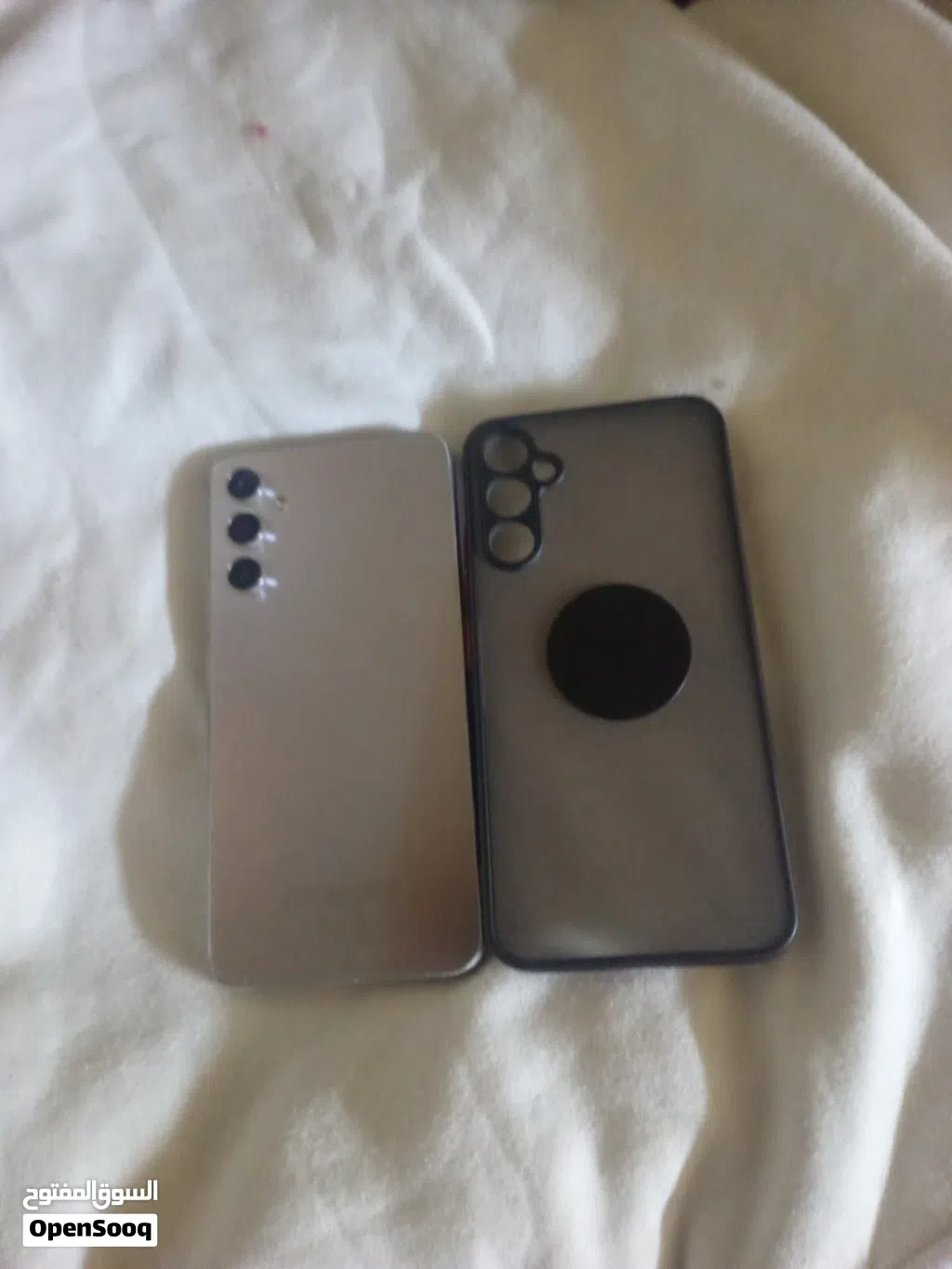 الهاتف SAMSUNG GALAXY A34 5G 128G كل شي وكاله الا مدخل الشاحن تم تغييره