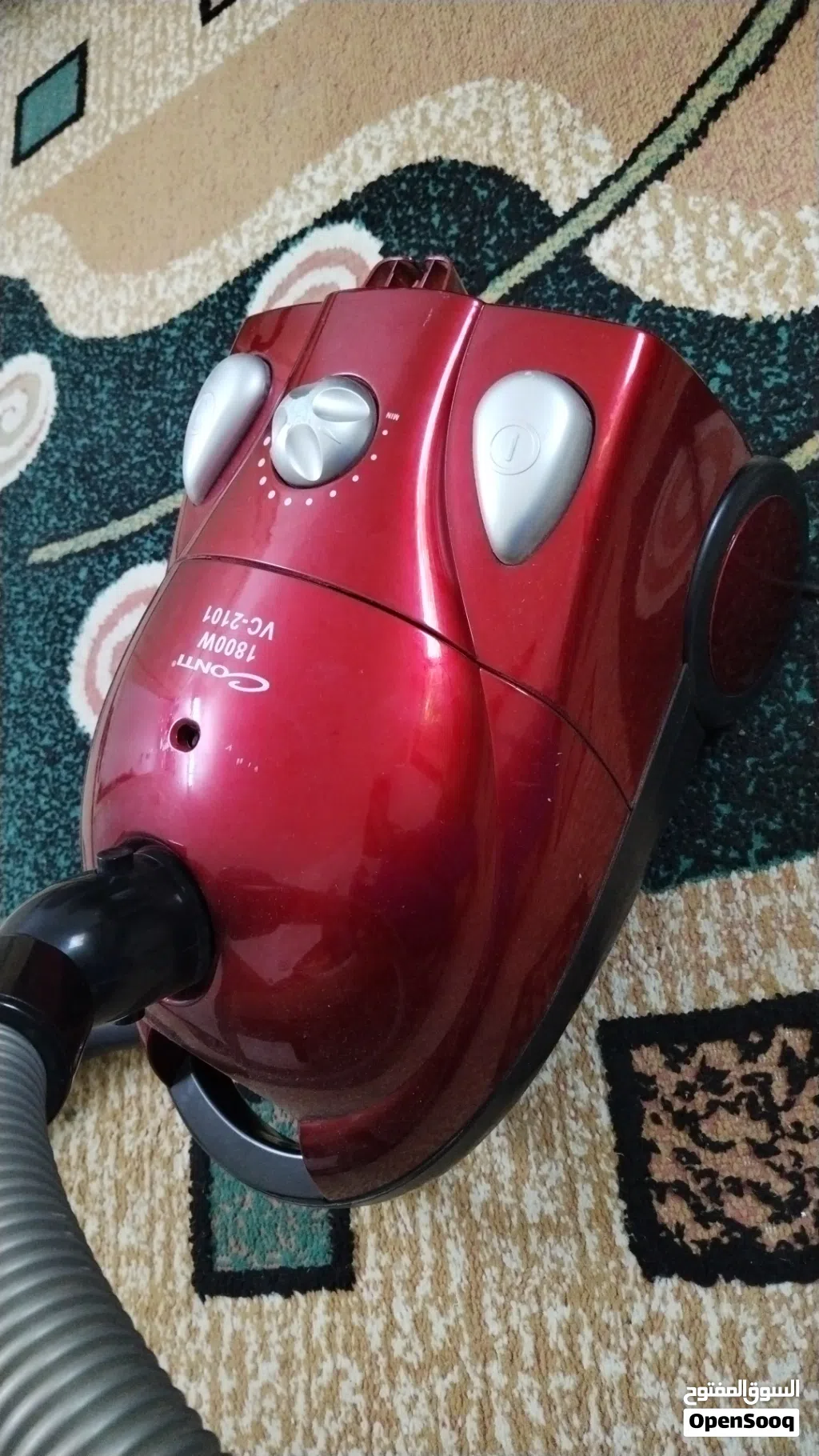 مكنسه كهربائيه بحاله جيده جدا