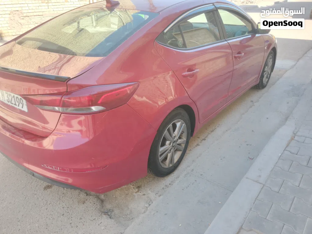 Hyundai Elantra SE