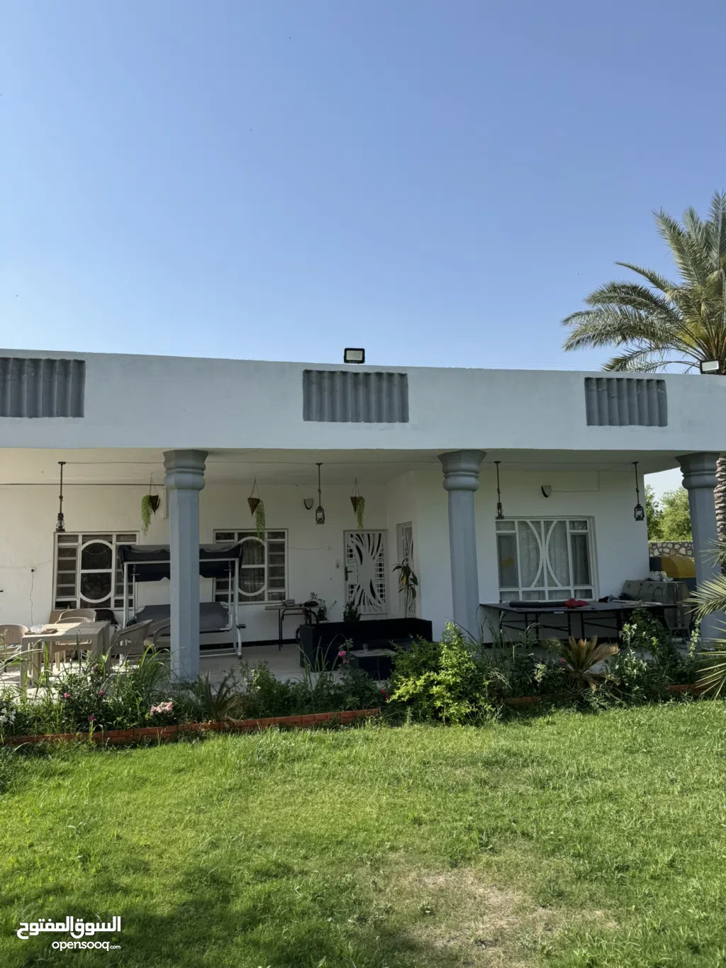فيلا مع بستان مع حديقه مع مسبح للبيع
