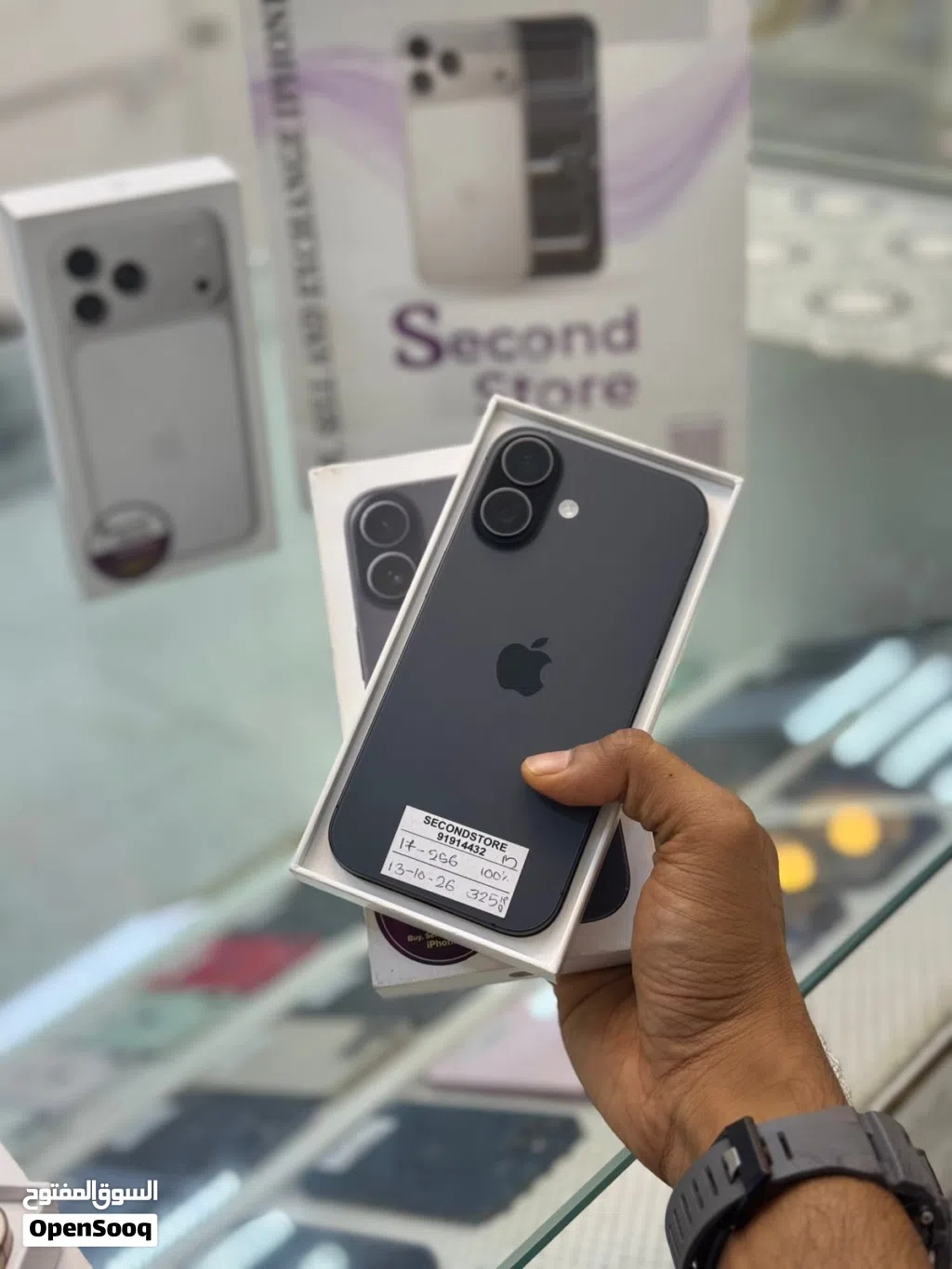iPhone 17-256 GB Absolutely Good and stunning phone