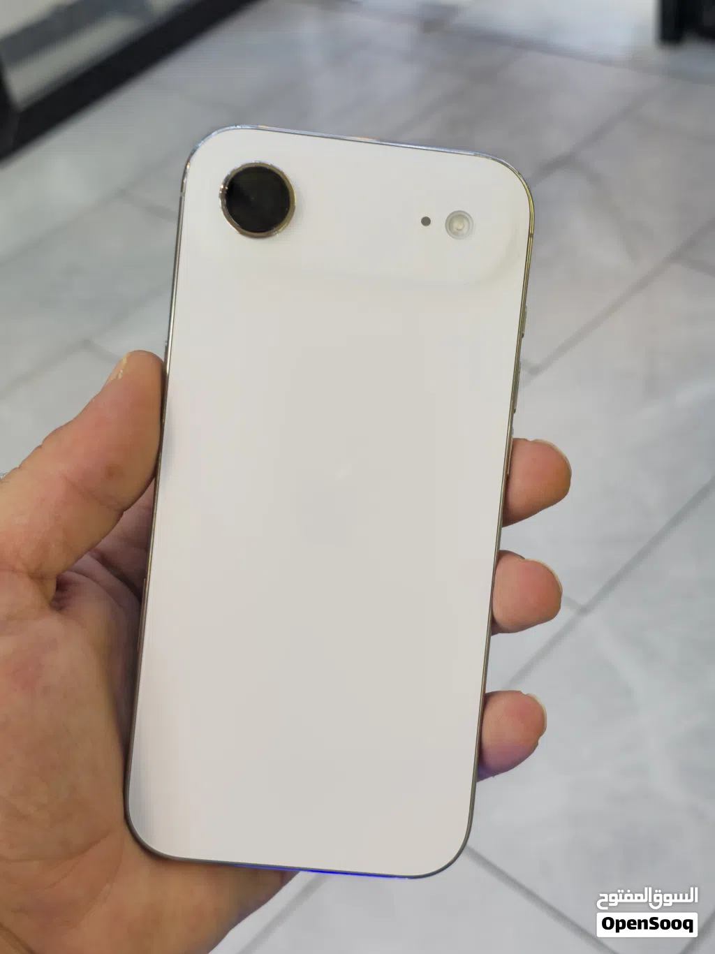 Iphone 17Air 256GB Battery 100 بحالة الوكالة ولا خدش