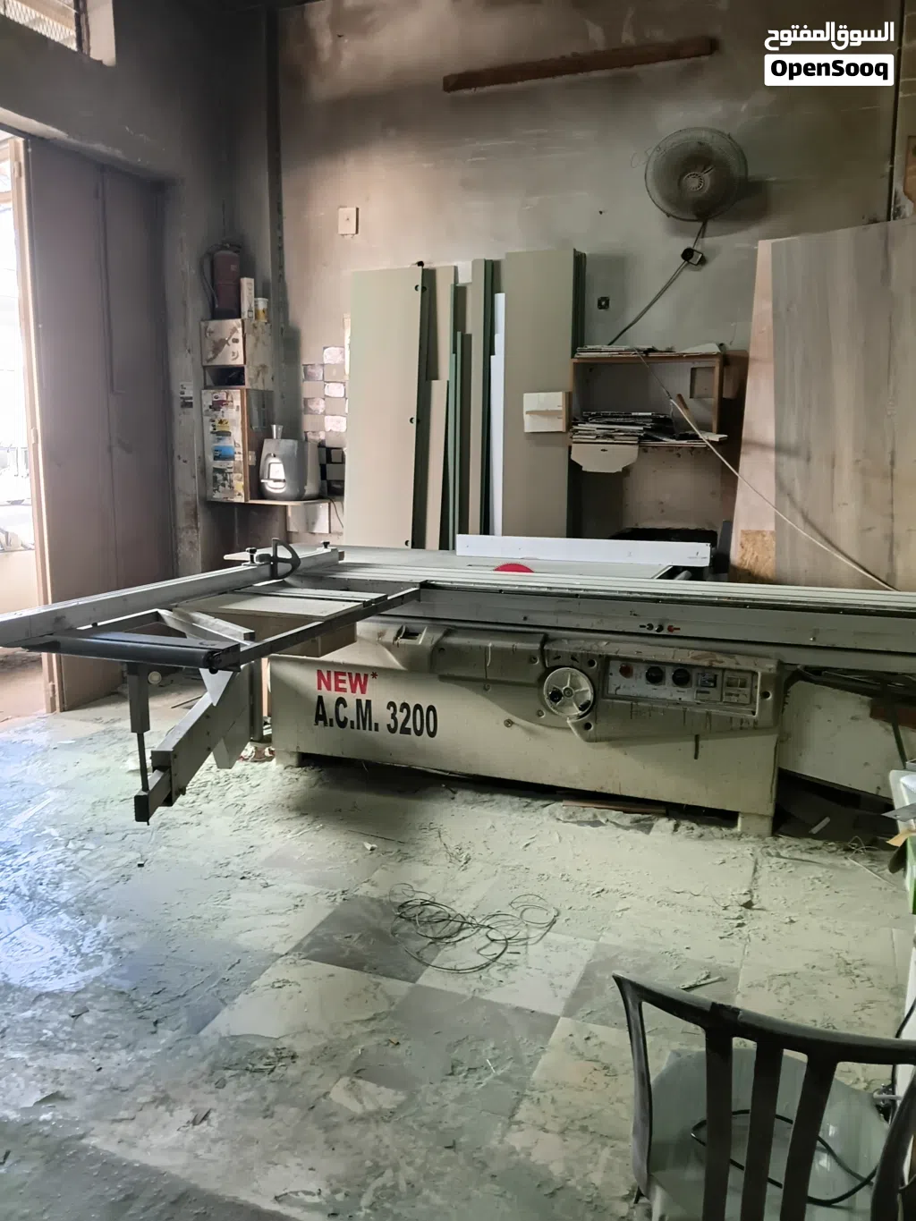 للبيع منشار إيطالية اصلي EXPRESS 3200 موديل 1999 بحالة جيدة