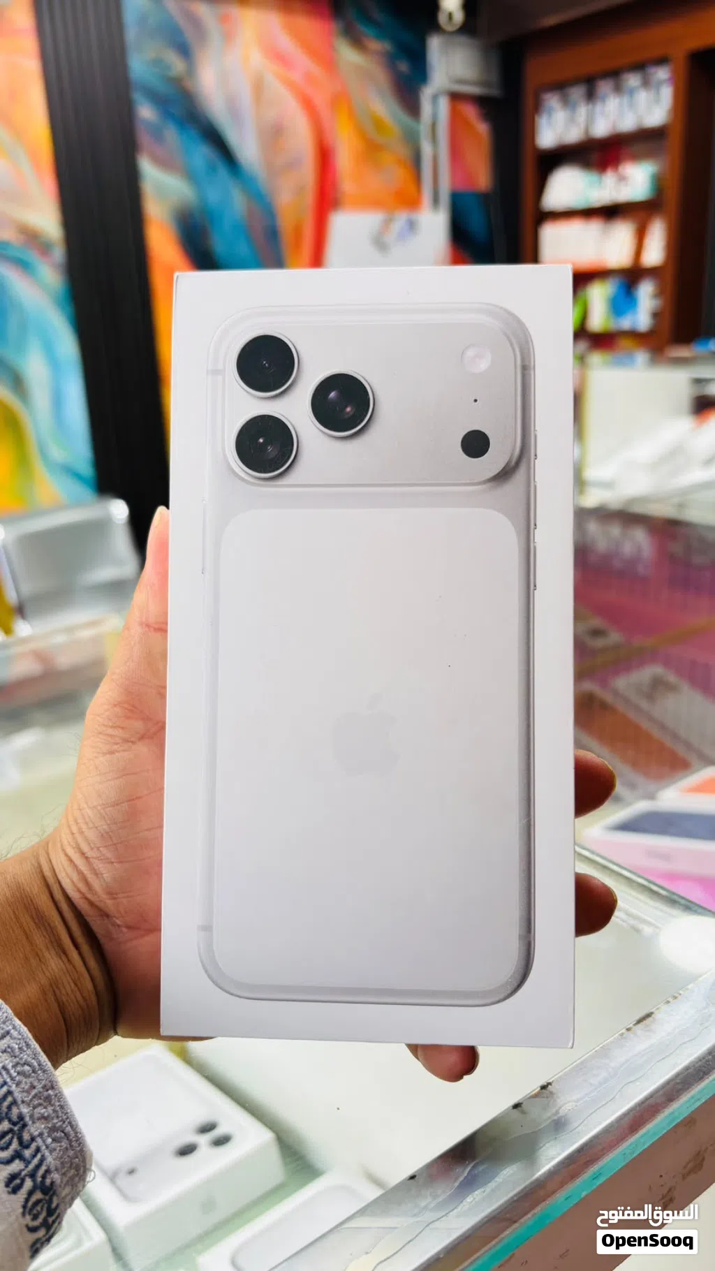 iPhone 17 Pro, 256gb Silver Arabic