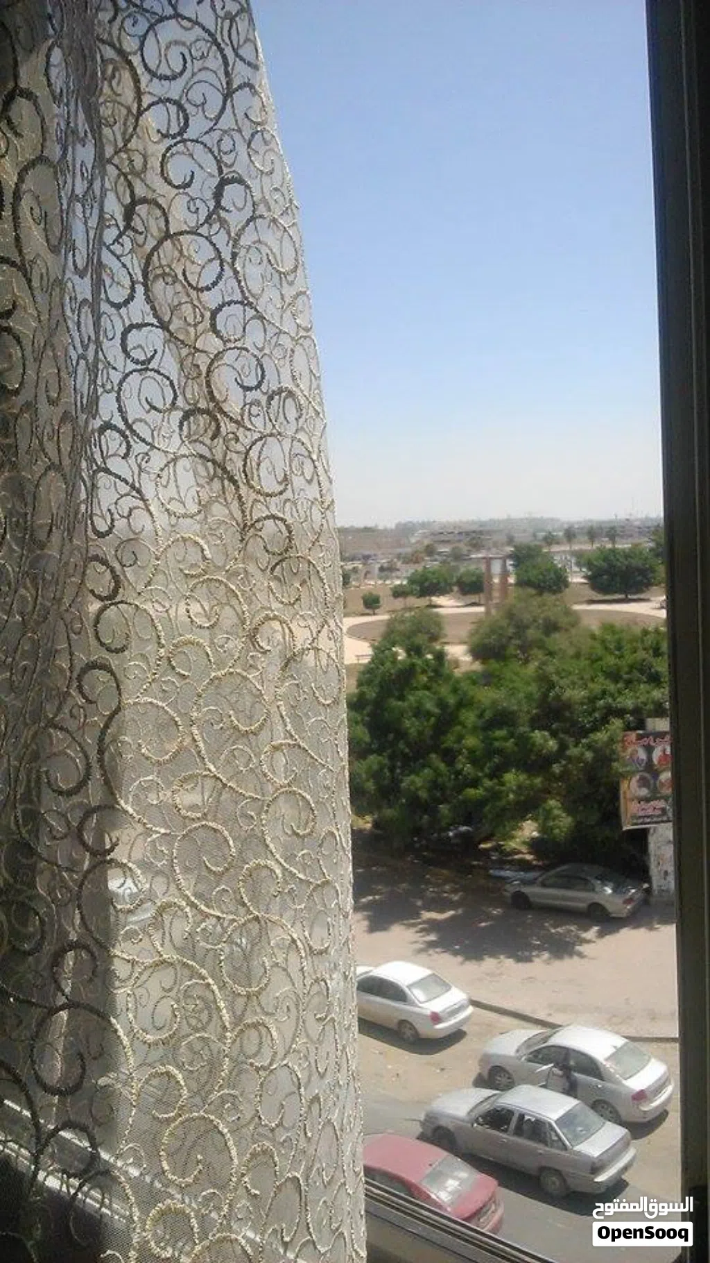 شقة مميزة للبيع في قلب بنغازي – شارع جمال الرئيسي
