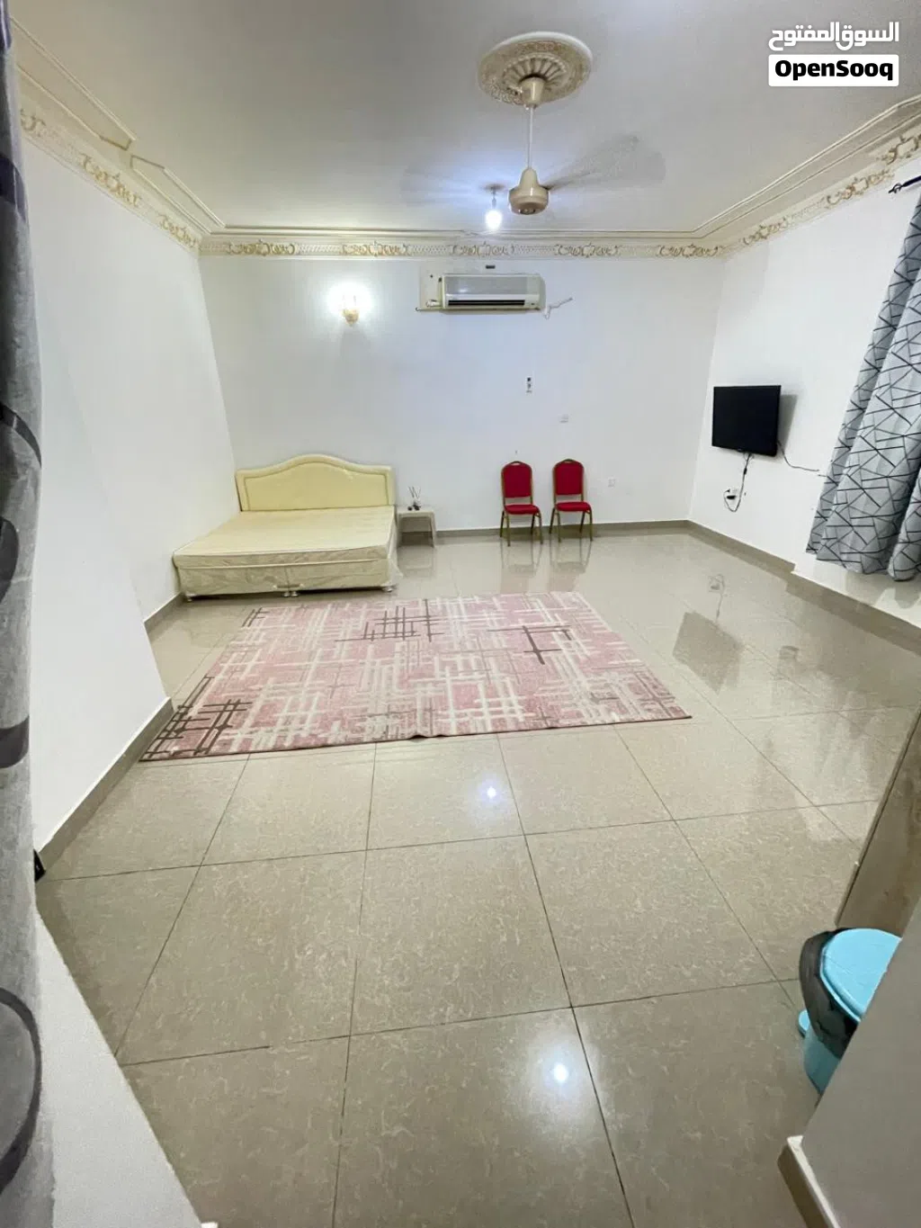 استوديو كبير واسع قريب مسجد سعيد بن تيمور