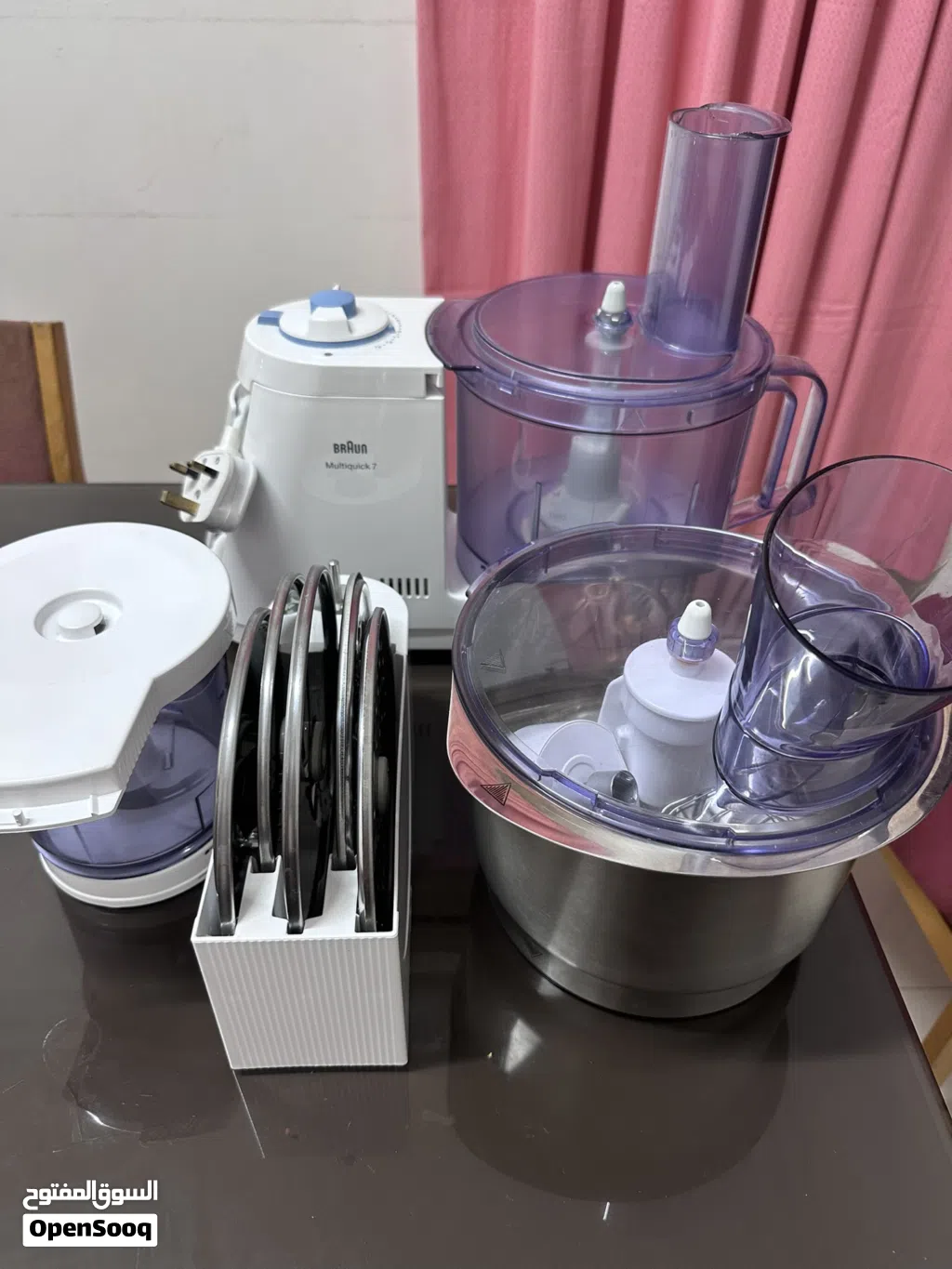 محضرة طعام نوع براون وعصارة فواكة نوع مولينيكس حجم XXL