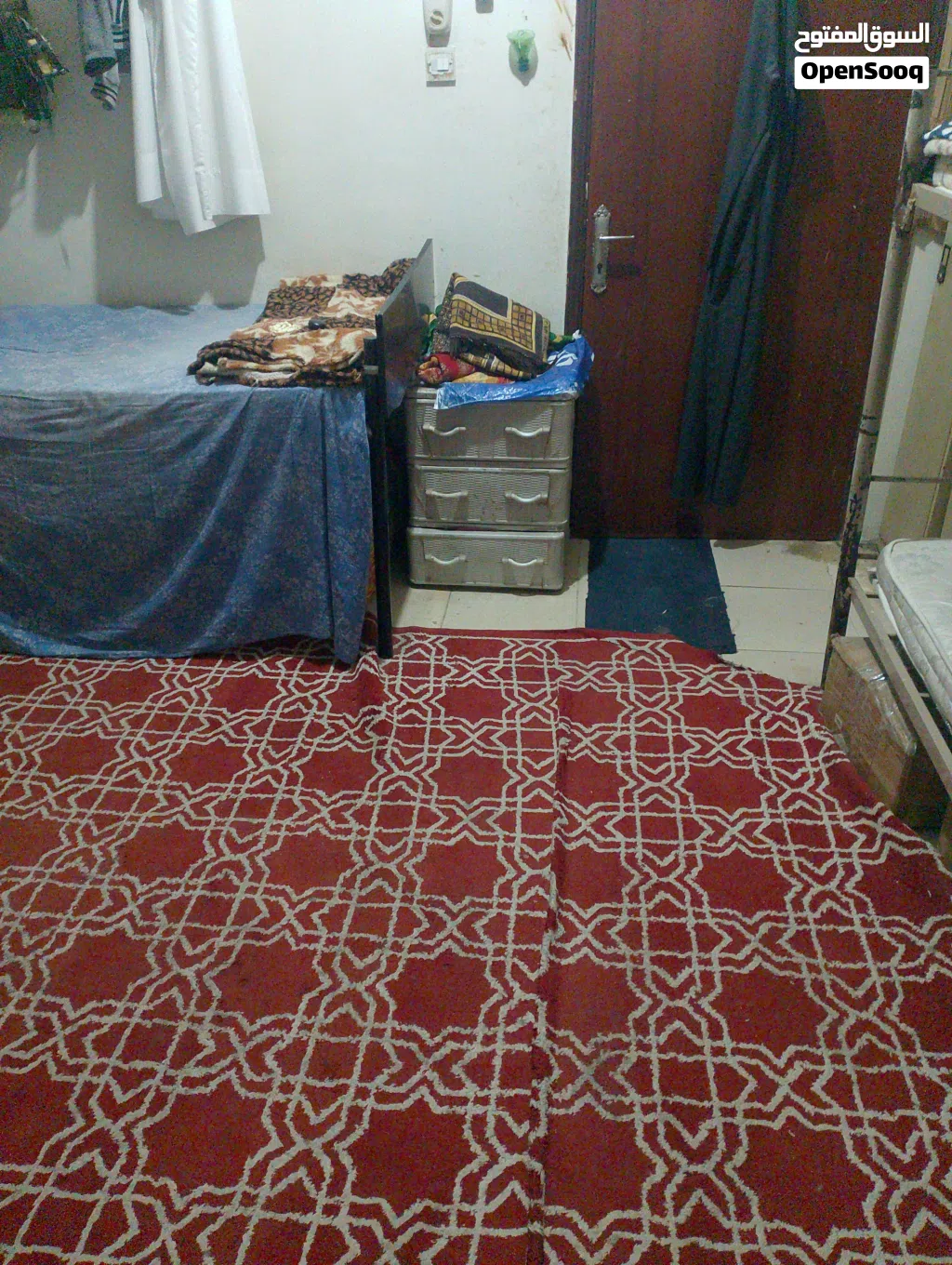 مشاركة سكن غرفة وصالة مفروشة بالكامل