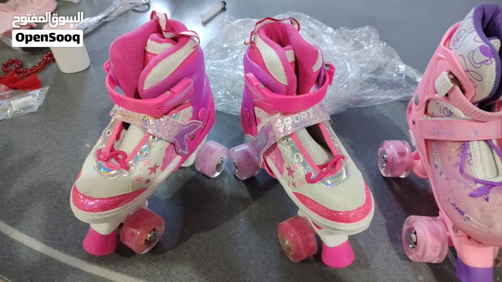 Skating shoes