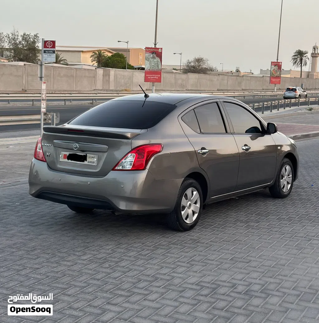 نيسان صني S