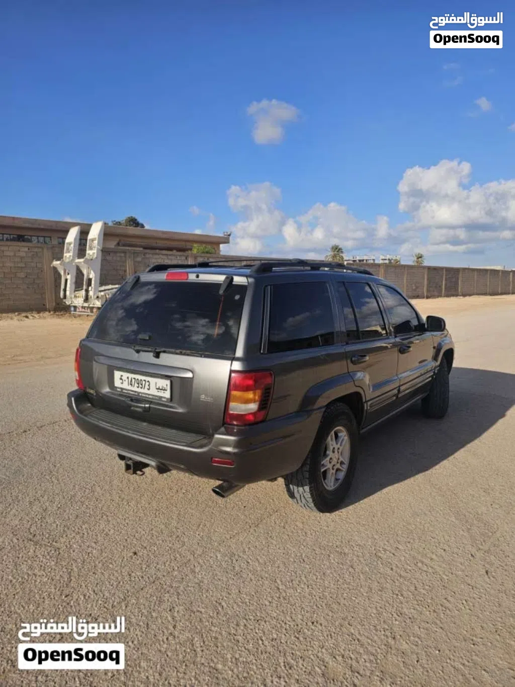 جيب جراند شيروكى Altitude X