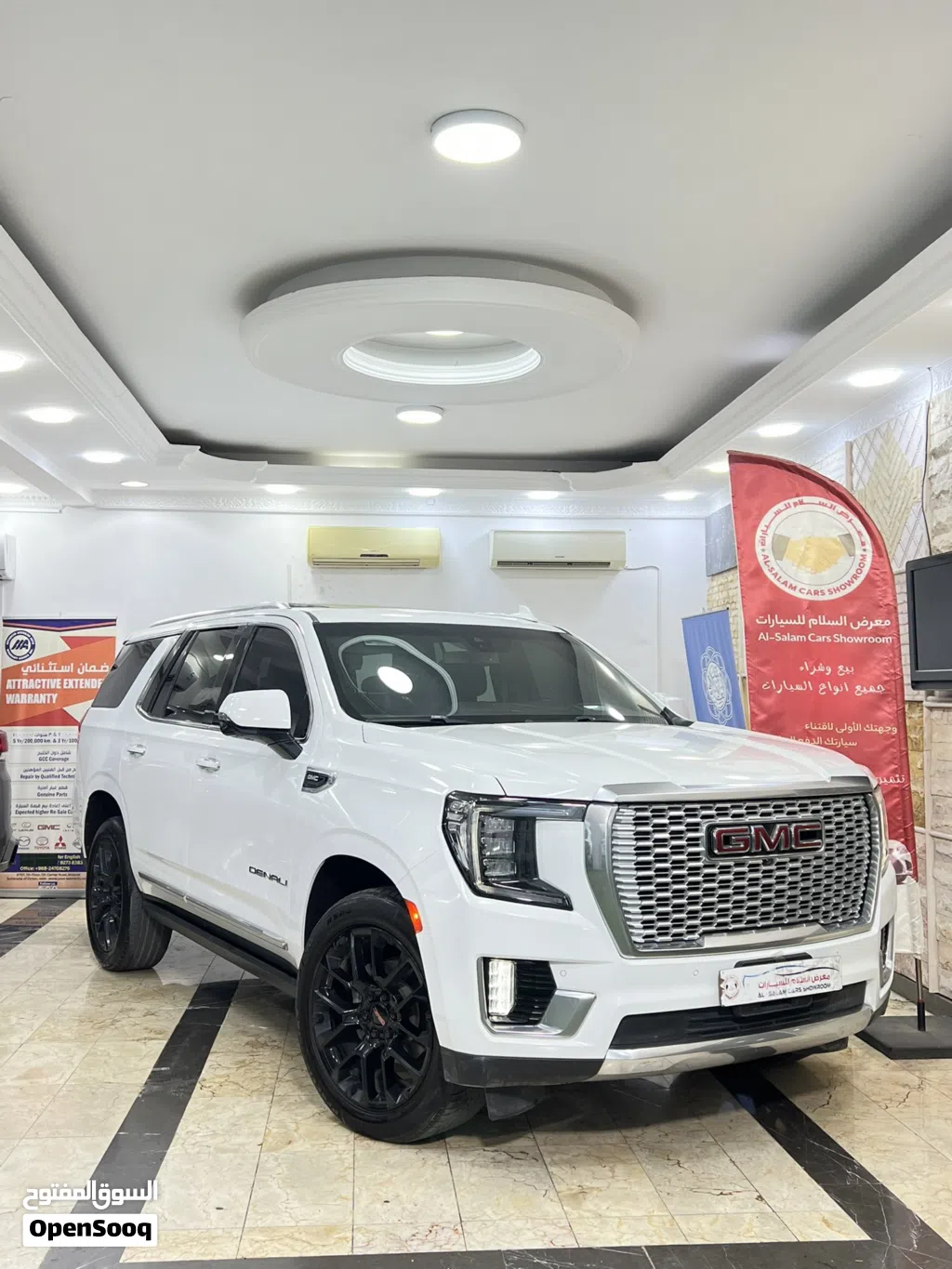 GMC Yukon Standard