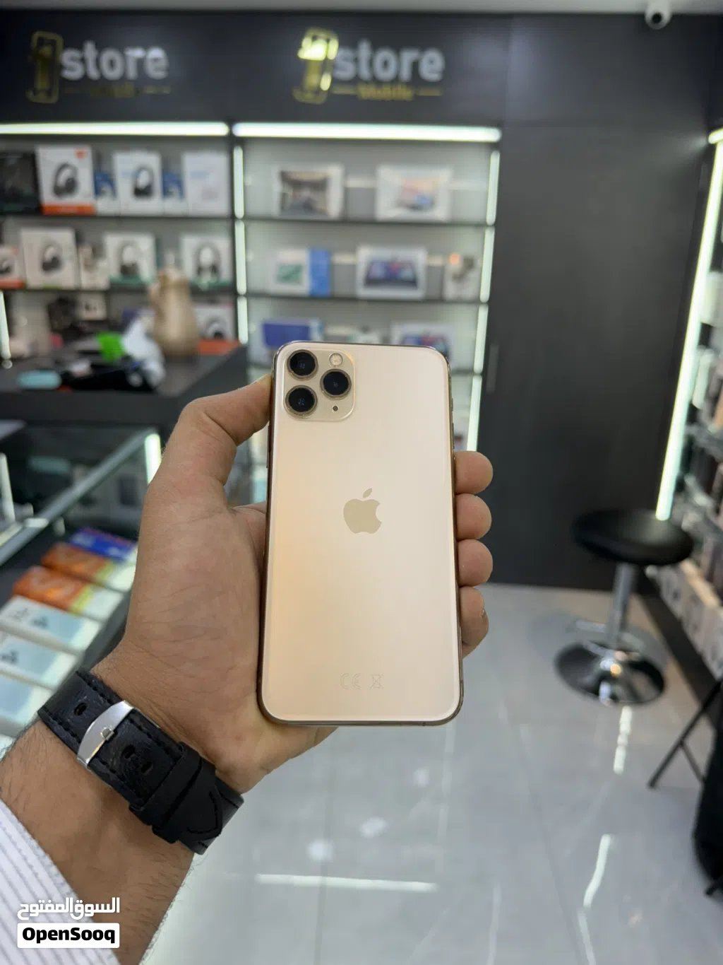 iPhone 11 Pro 256 GB uesd ايفون 11 برو 256 جيجا مستعمل بحاله الوكاله مش مفتوح او مغيرلو اشي