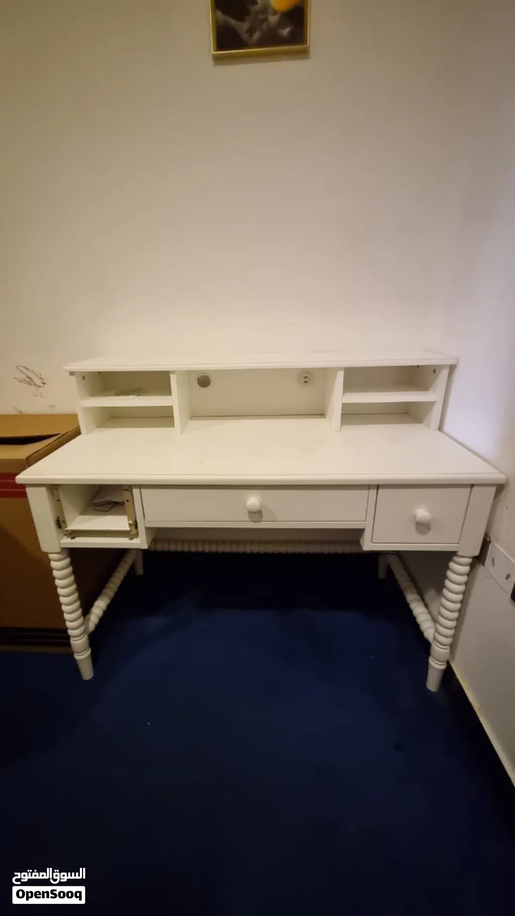 Study table white