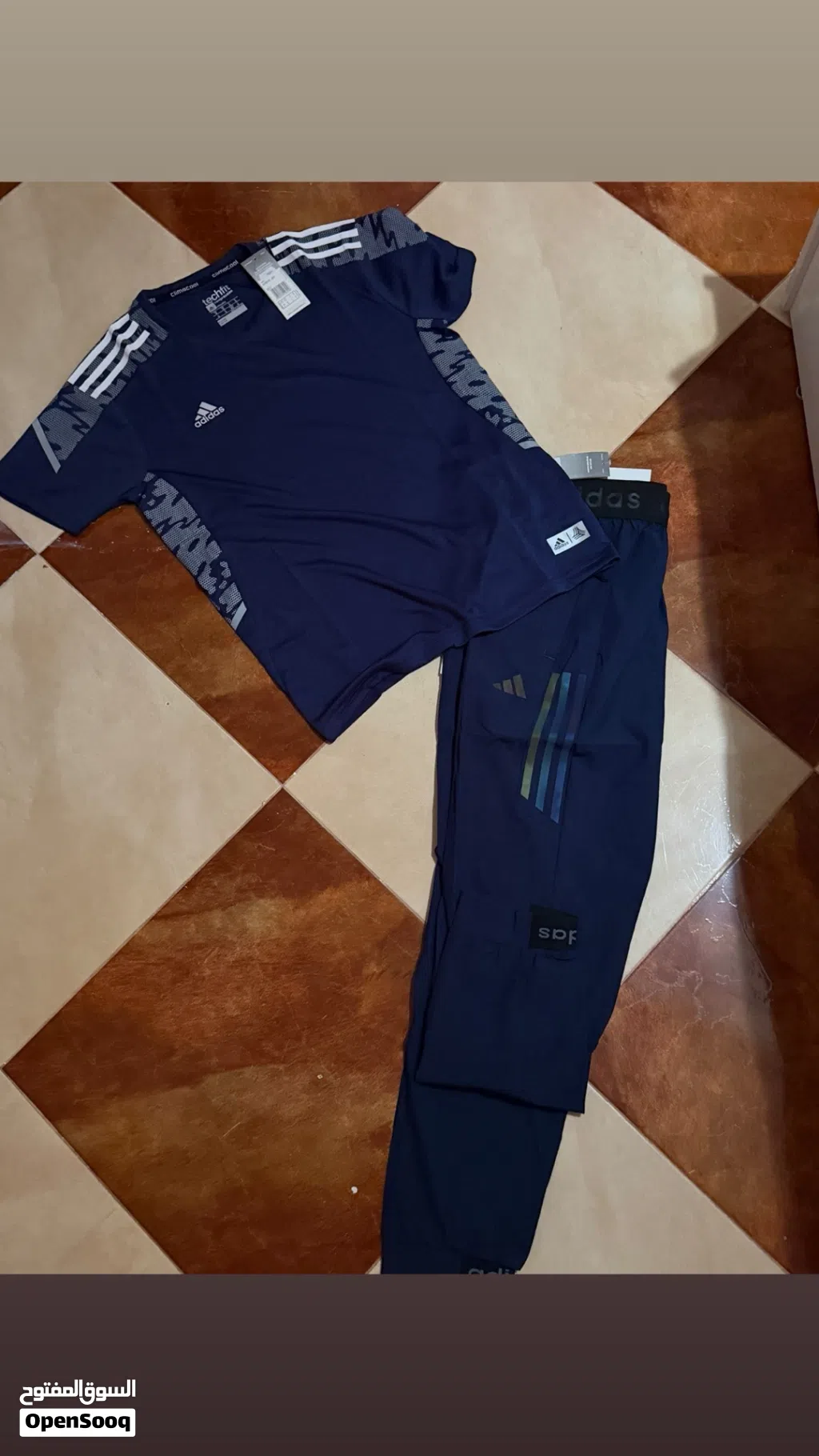 Ensemble addidas tacchini running