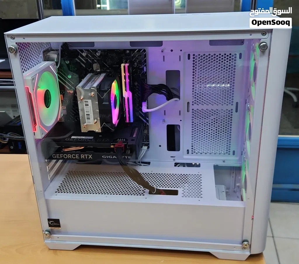 للبيع بي سي جيمنق Core i5 12gen/1TB m.2 ssd /32Ram DDR4/ 4060 8GB RTX كالجديد
