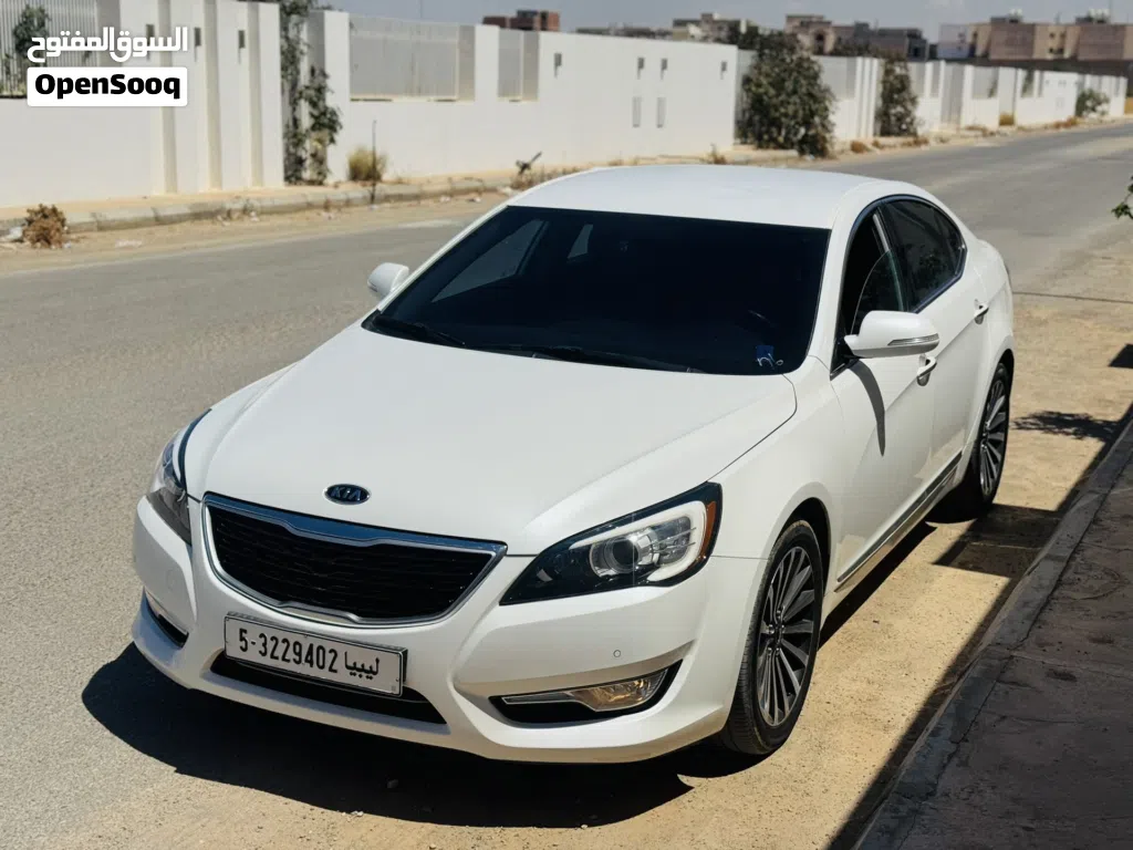 كيا كادينزا Limited