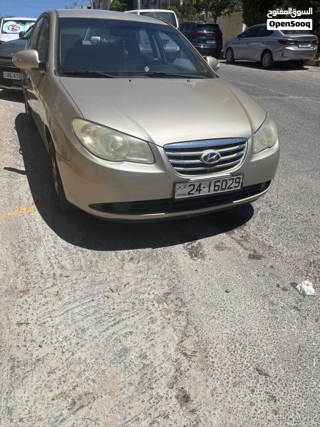 Hyundai Elantra Standard