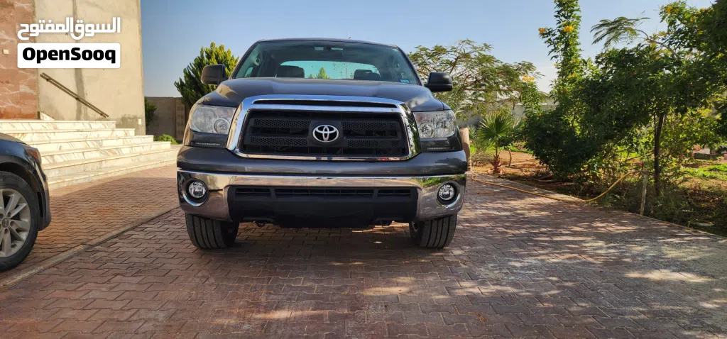 Toyota Tundra SR5