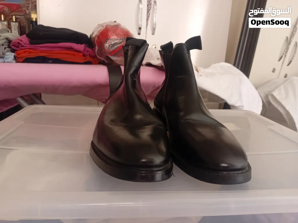 حذاء بوت H& M و حذاء Zara