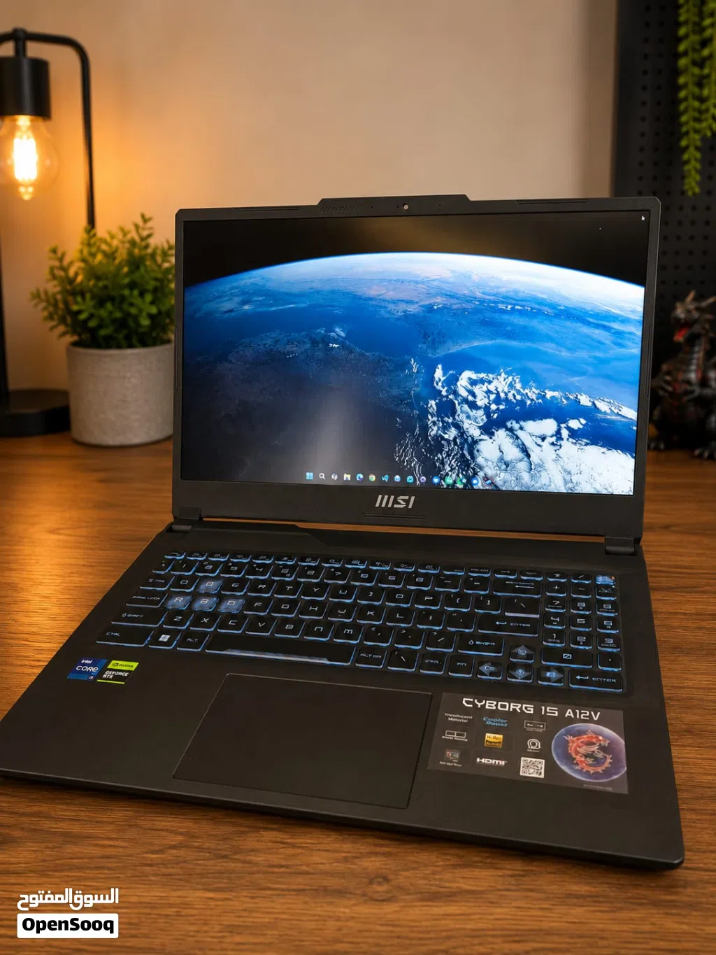 MSI Cyborg 15 A12V i7-12650H RTX 4060 8GB 24GB DDR5 1TB SSD IPS Display Win 11 Pro