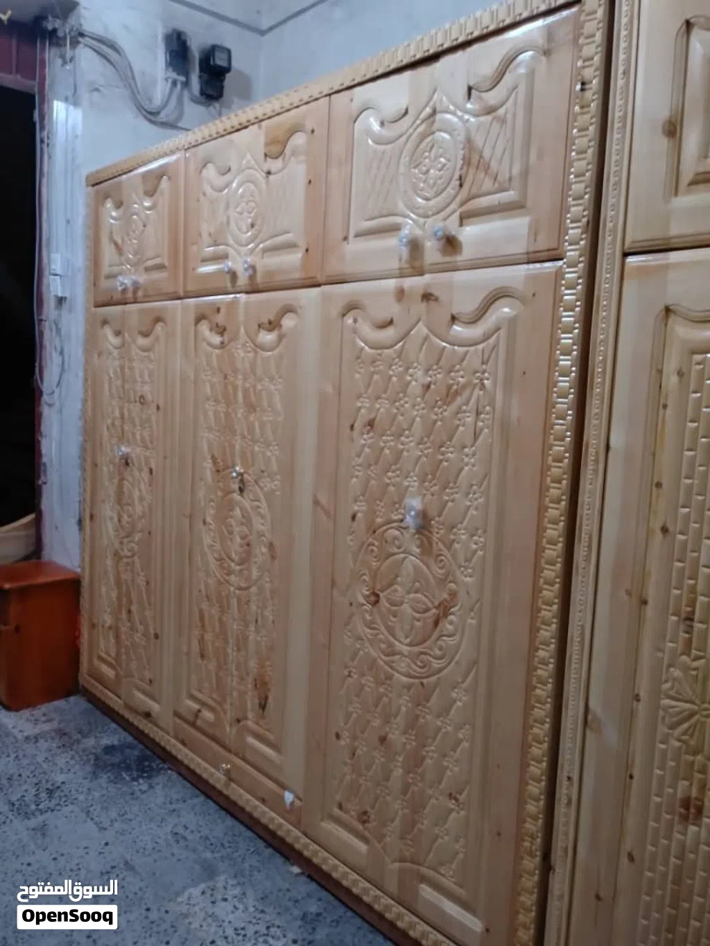 دولايب سويد خشب ابو هنش وربع