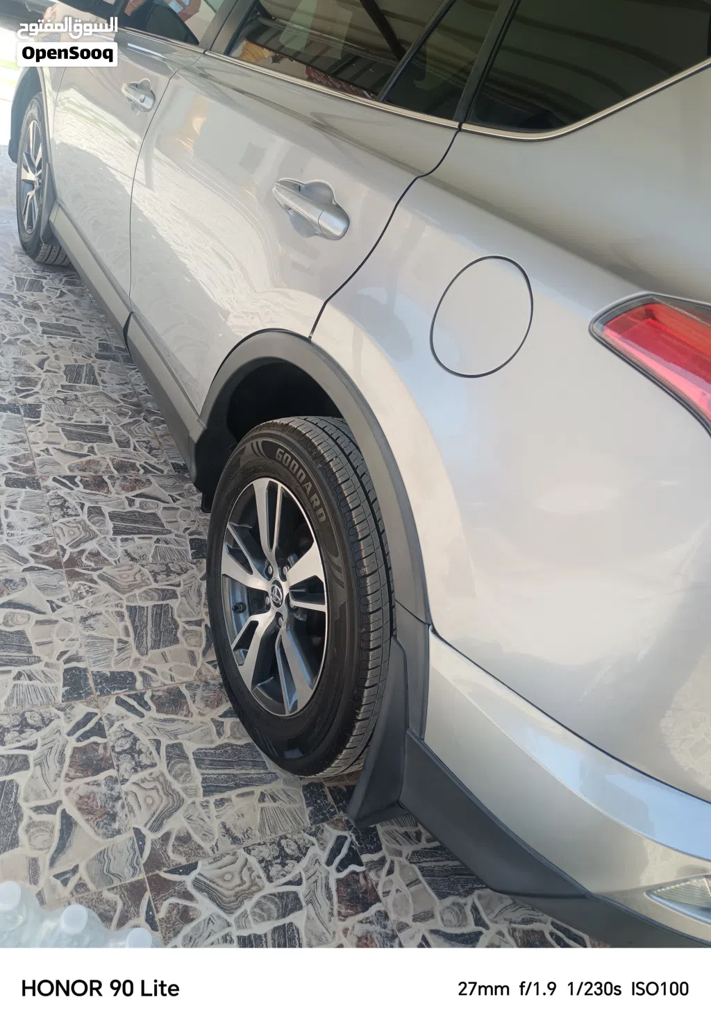 تويوتا راف فور XLE