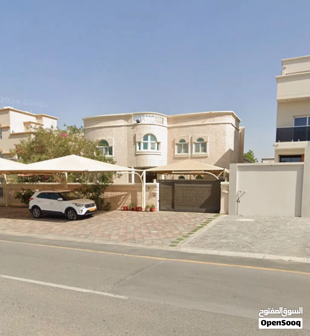 Villa for rent in alkhod six / فيلا للايجار في الخوض السادسة